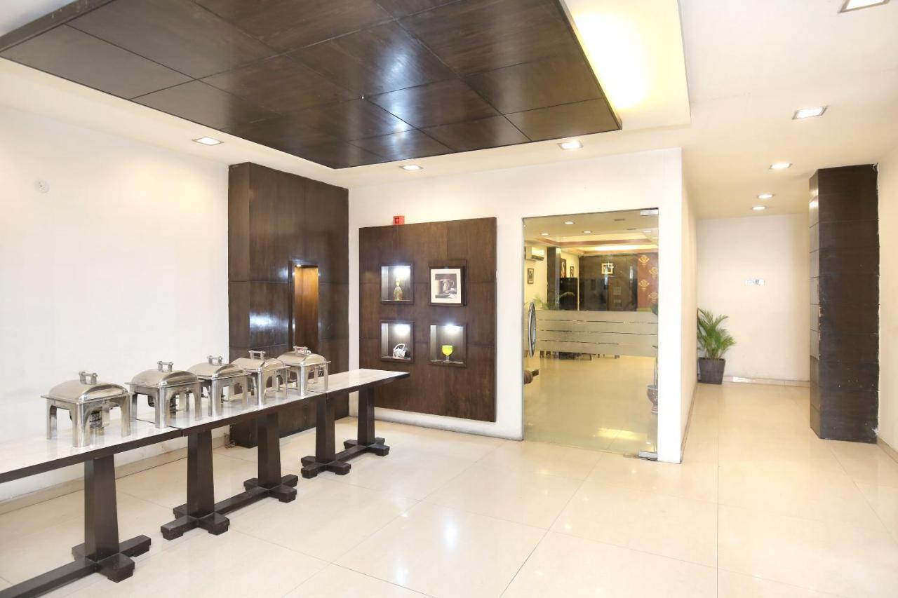 Capital O 15395 Hotel 42 Αμριτσάρ Εξωτερικό φωτογραφία