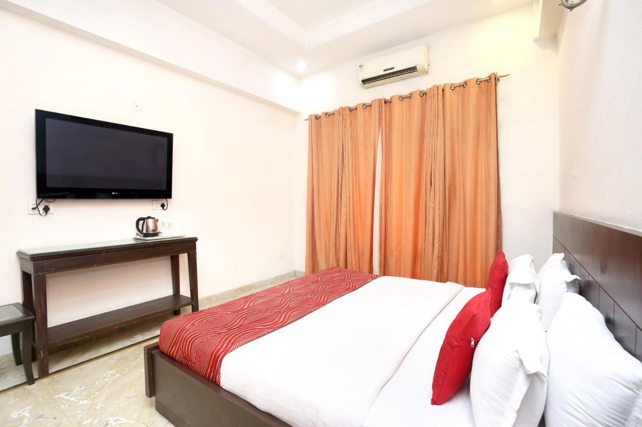 Capital O 15395 Hotel 42 Αμριτσάρ Εξωτερικό φωτογραφία